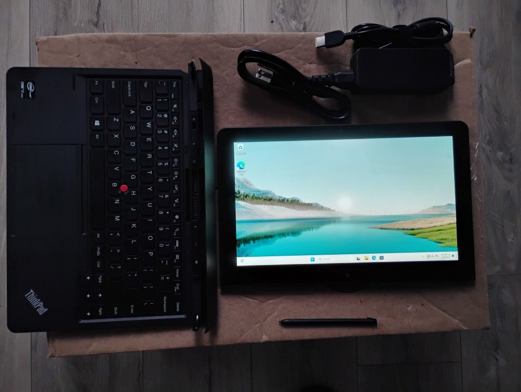 i7 Lenovo 2 in 1 TouchScreen Laptop (Win 11 Pro)