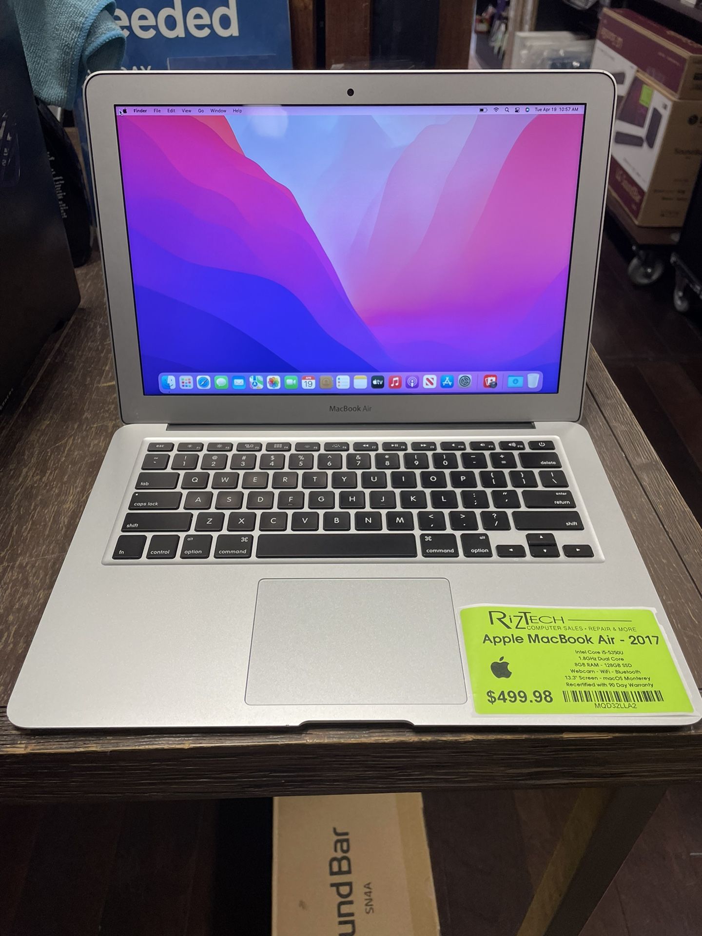 2017 Apple MacBook Air i5 8GB RAM 128GB SSD macOS Montgomery Webcam WiFi Bluetooth 13.3”