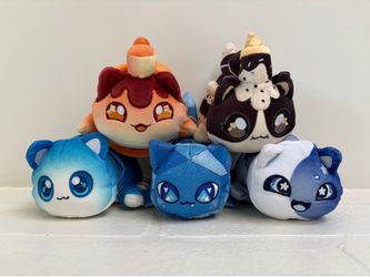 Aphmau MeeMeow plushes (set of 5)
