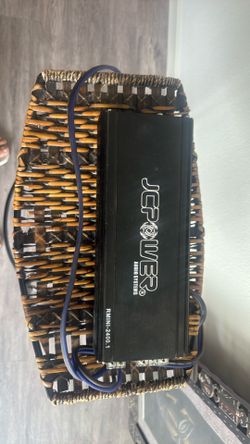 JCpower 2500 watt amp  AC
