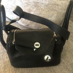 Lindy Style Pebbled Leather 