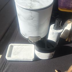 Marble Bath Accessories