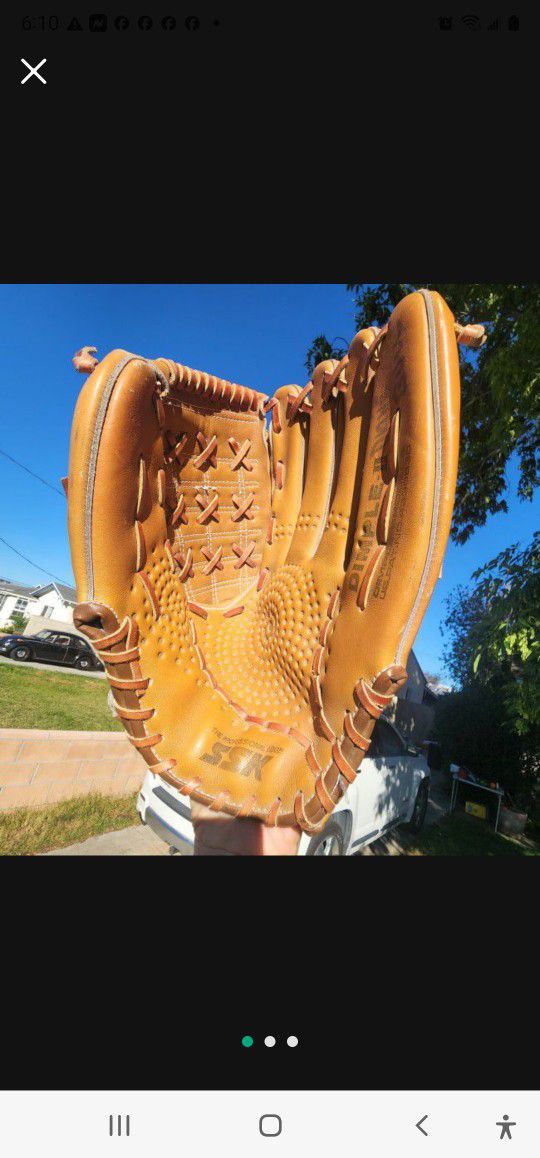 Baseball Glove, SSK, Dimple II, right Hand Throw, Like New, 12"