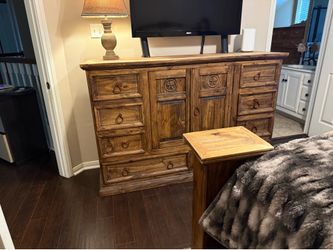Rustic Texas Star Solid Wood Dresser & Nightstand Set — Real Wood
