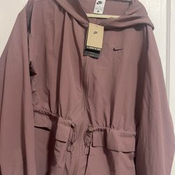 Women’s Nike Jacket L /xL