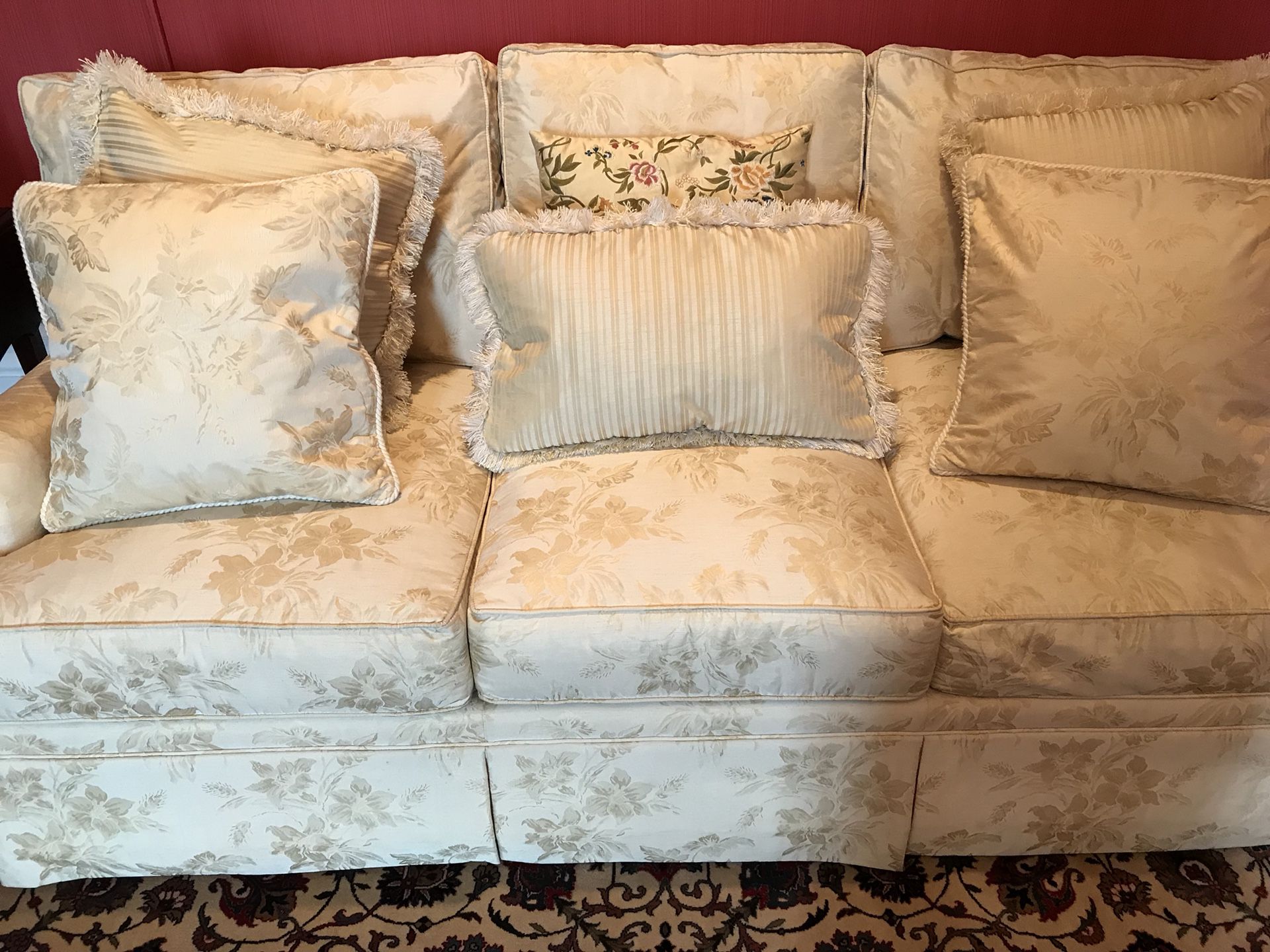 Lovely like new Stickley Couch or Sofa