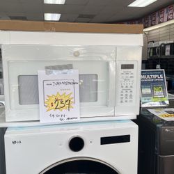 Microwave White New Open Box and 1 Year Warranty 