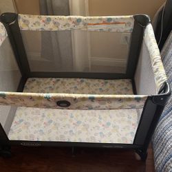 Playpen Pack And Go Mattress Included