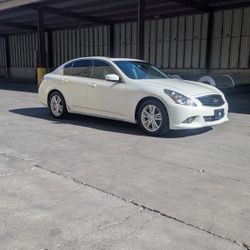 2010 INFINTI G37