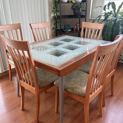 Dining Table Table And 6 Chairs , Extends 