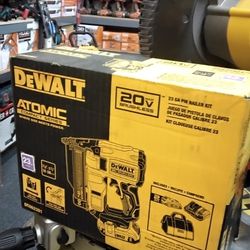 DEWALT 20V MAX BRUSHLESS 23 GA PIN NAILER (TOOL ONLY)