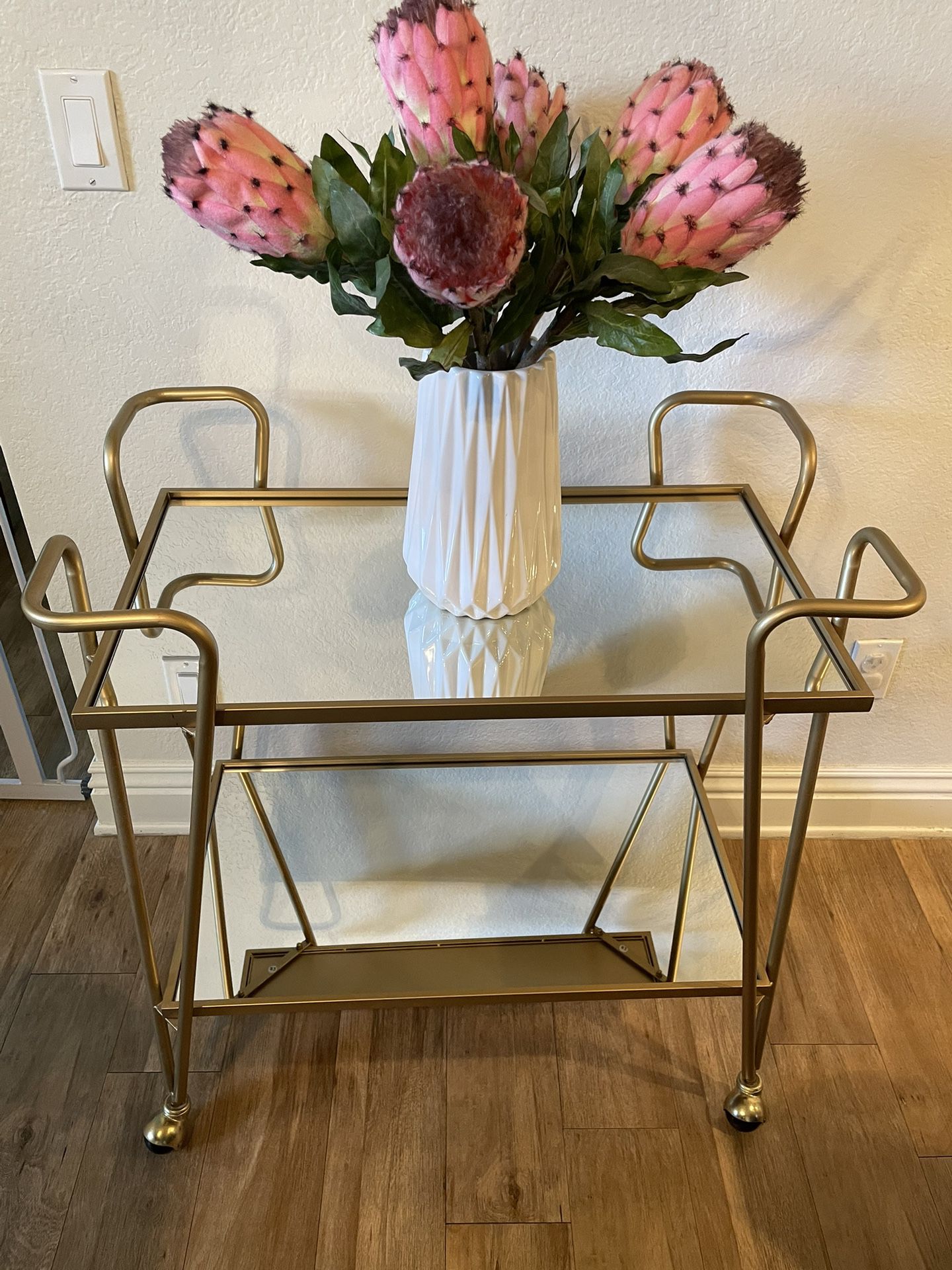 Bar Cart - Mid Century Modern Gold Bar cart with mirrored shelves (Used for Staging) 