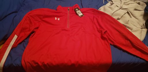 Brand new Under armour pullover XL jacket with tag!!!