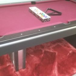 POOL TABLE BRAND NEW IN BOX 84X47 