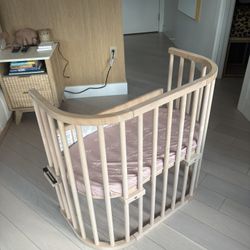 Baby Bay bassinet