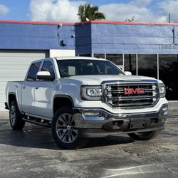 GMC SIERRA 1500 SLT 2019