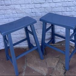 NEW HAND PAINTED WOODEN   2 new blue wooden bar stool 23.5 in tall home decor furniture kitchen island cottage ecletic Casa Grande