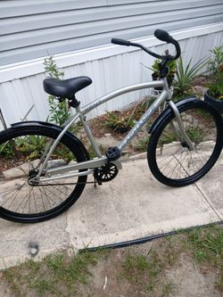 KENT SILVER  SEACHANGE  26INCH CRUISER BIKE