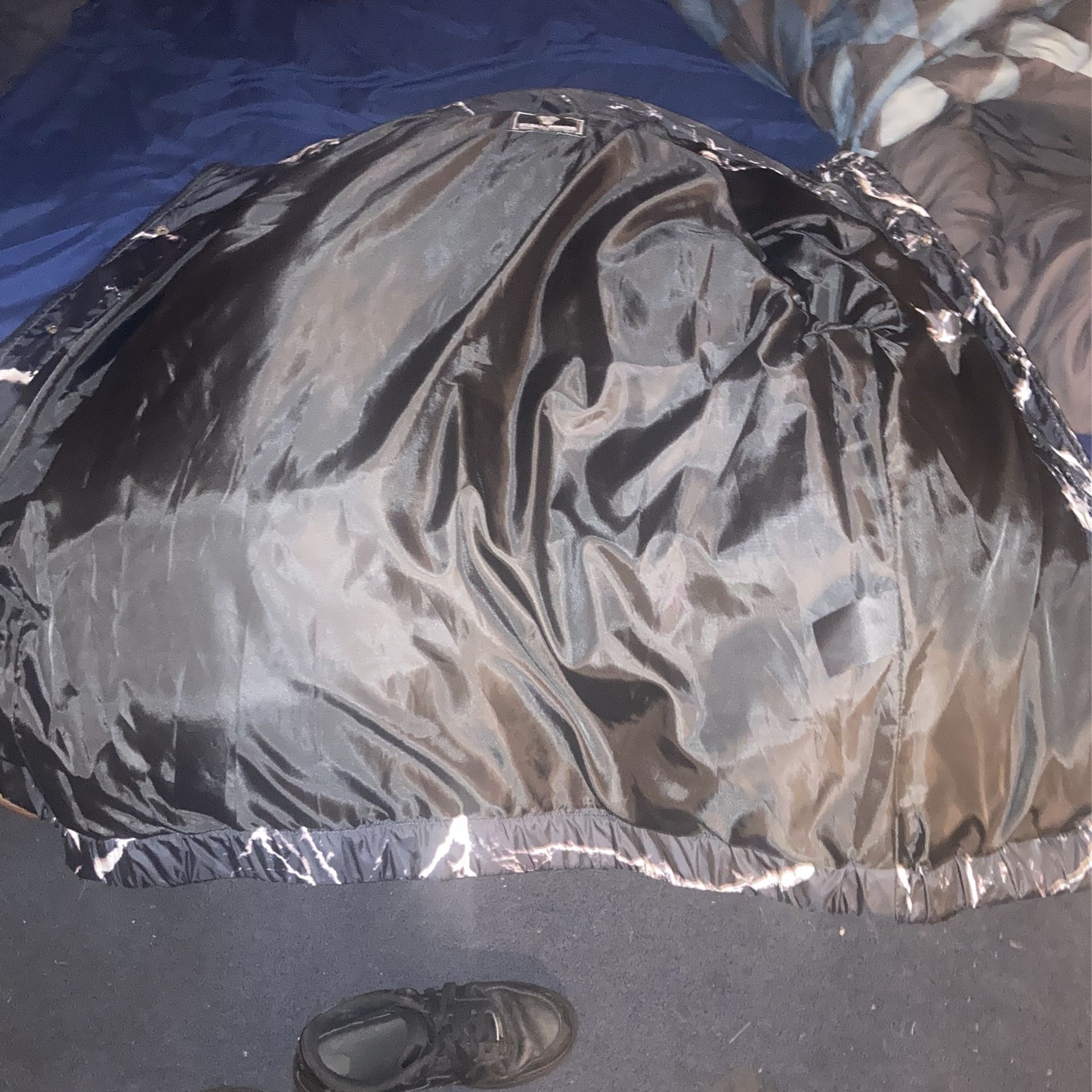 Windbreaker jacket wit hoodie