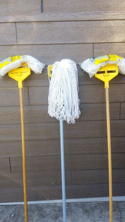 Mops and mops holders New