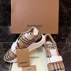 BURBERRY, Do it With Style 