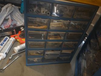 Screw box organizer