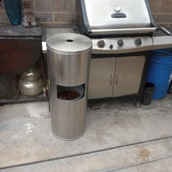 Stainless Steel 🗑️