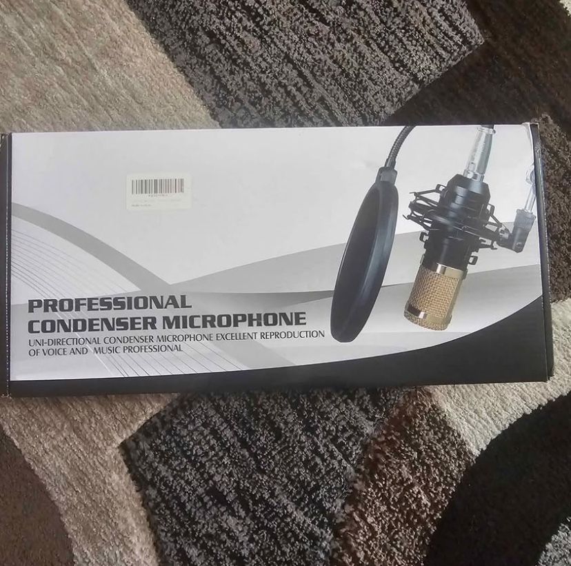 Podcast Equipment Bundle