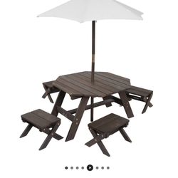 Kidkraft Octagon Table With Umbrella And 4 Stools 