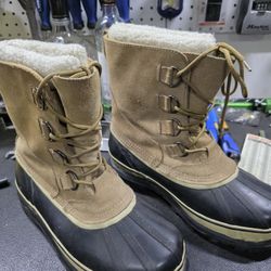 Snow Boots