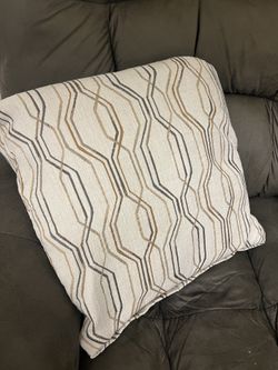 Linen fabric Sofa’s pillow Jacquard embroidery is elegant and fashionable