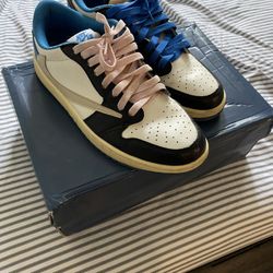 Travis Scott x Fragment Jordan 1 Lowtop (Size 8.5men)