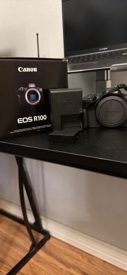 Canon EOS R100 Mirrorless Camera – Excellent Condition