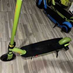 Razor Power Core E90 electric scooter, specifically the green version