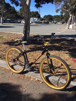 SE BMX