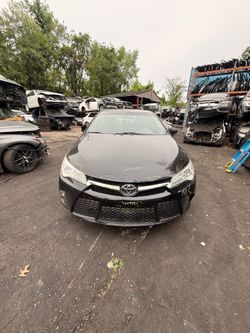 Toyota Camry 2016 SE (contact info removed) Parts