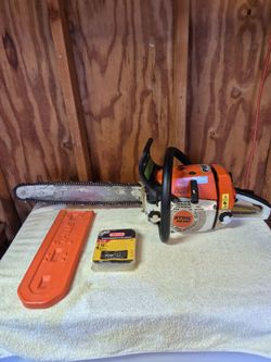 Stihl Chainsaw MS260