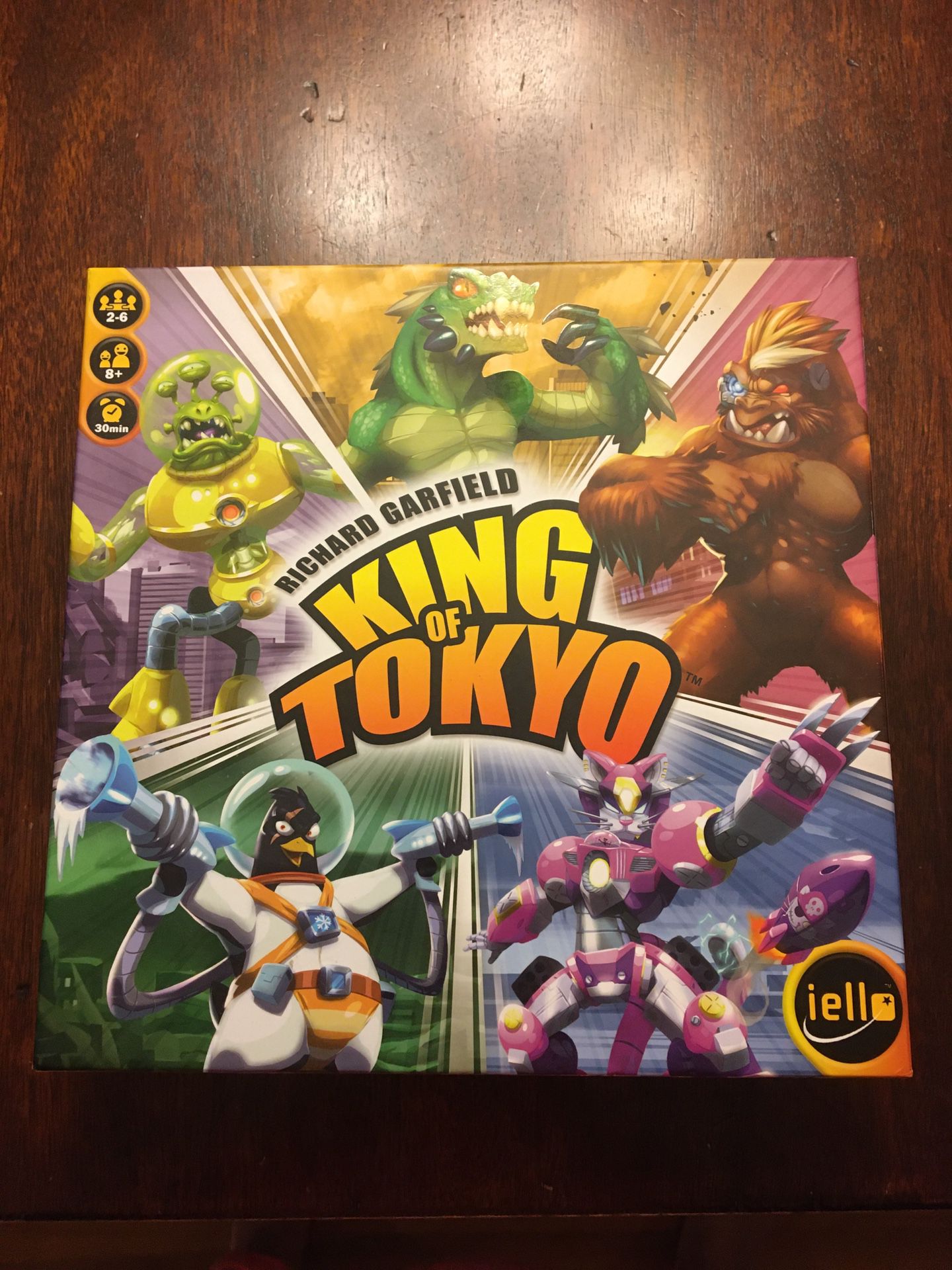 Board game: King of Tokyo