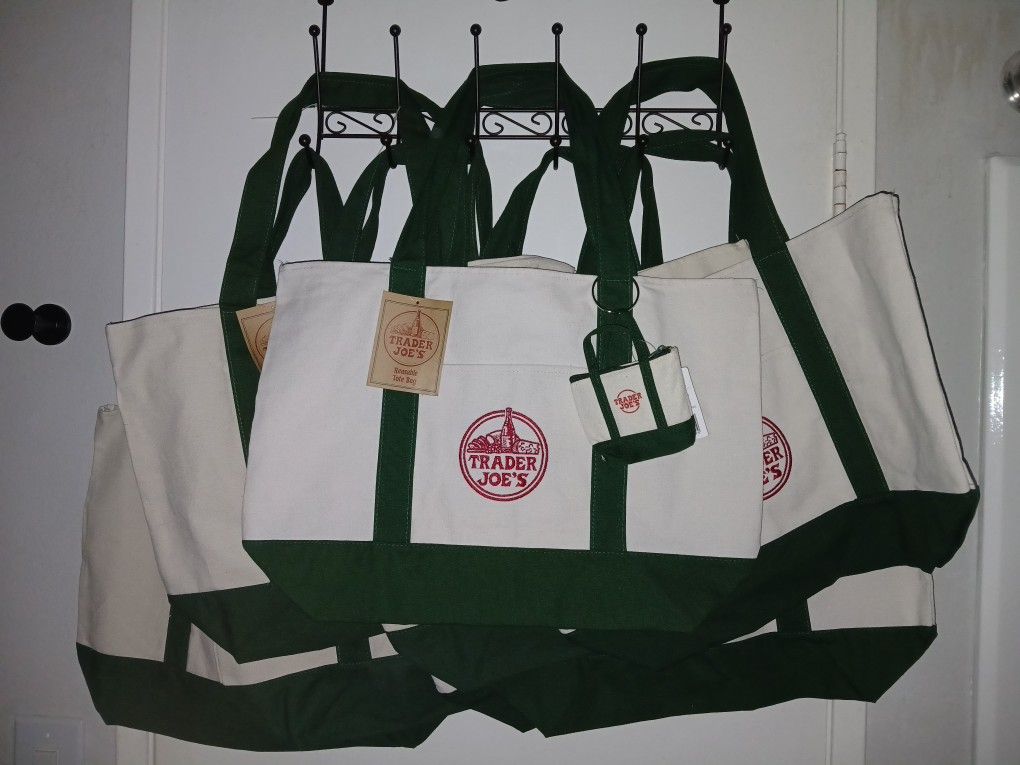 Trader Joe's Large Halladay Green Tote