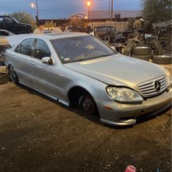 Mercedes S Class 2004 Part Out 
