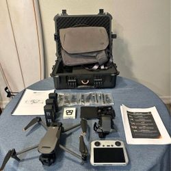 DJI Mavic 3 Pro Fly more combo 
