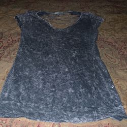 T-shirt Size Medium Blue Color Embellishments On The Back