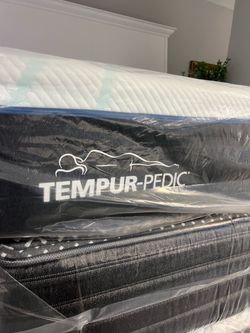 🔥Tempur pro adapt soft king adjustable set $1700🔥