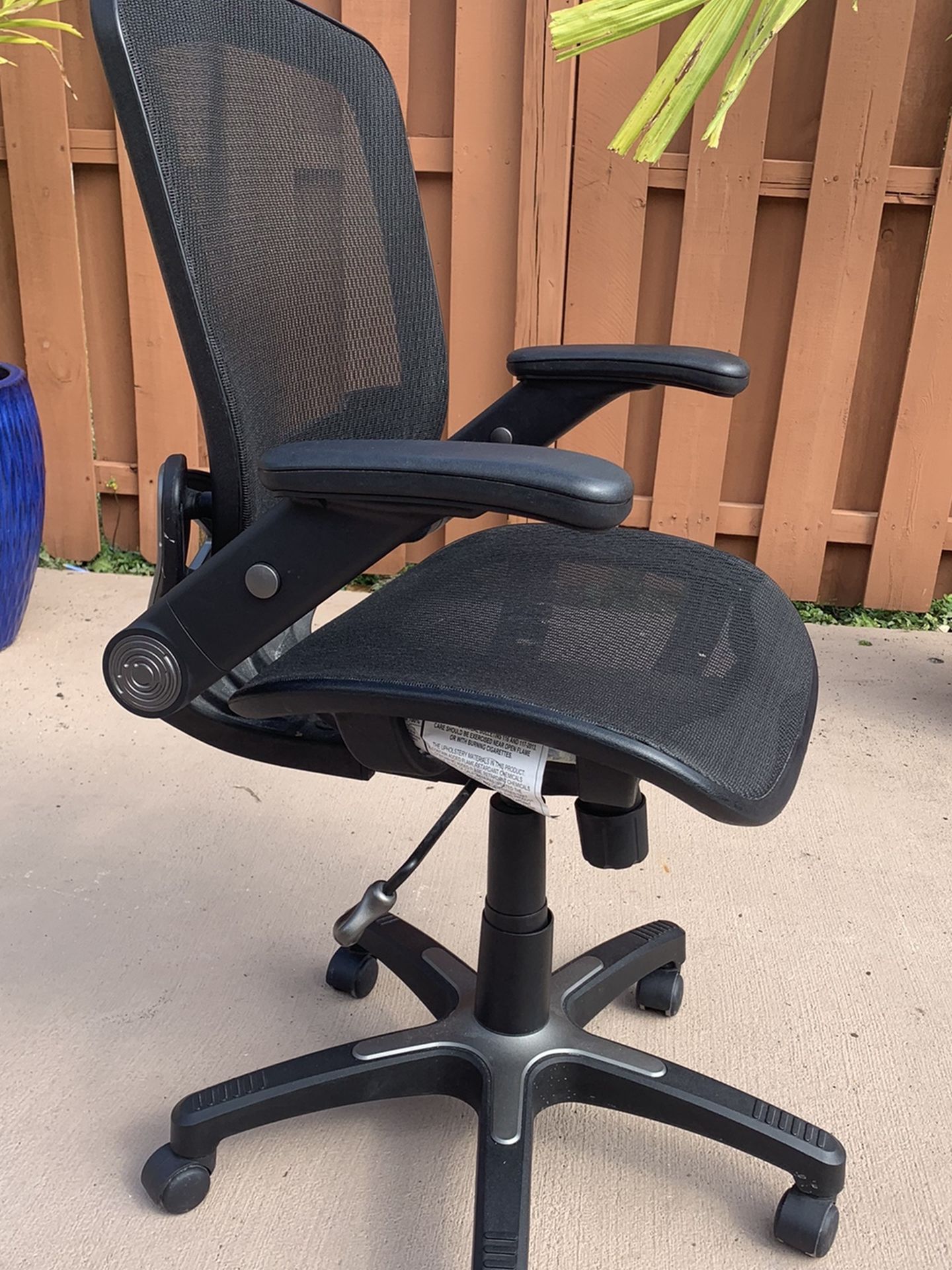 Back Support Office Chair. Great Condition