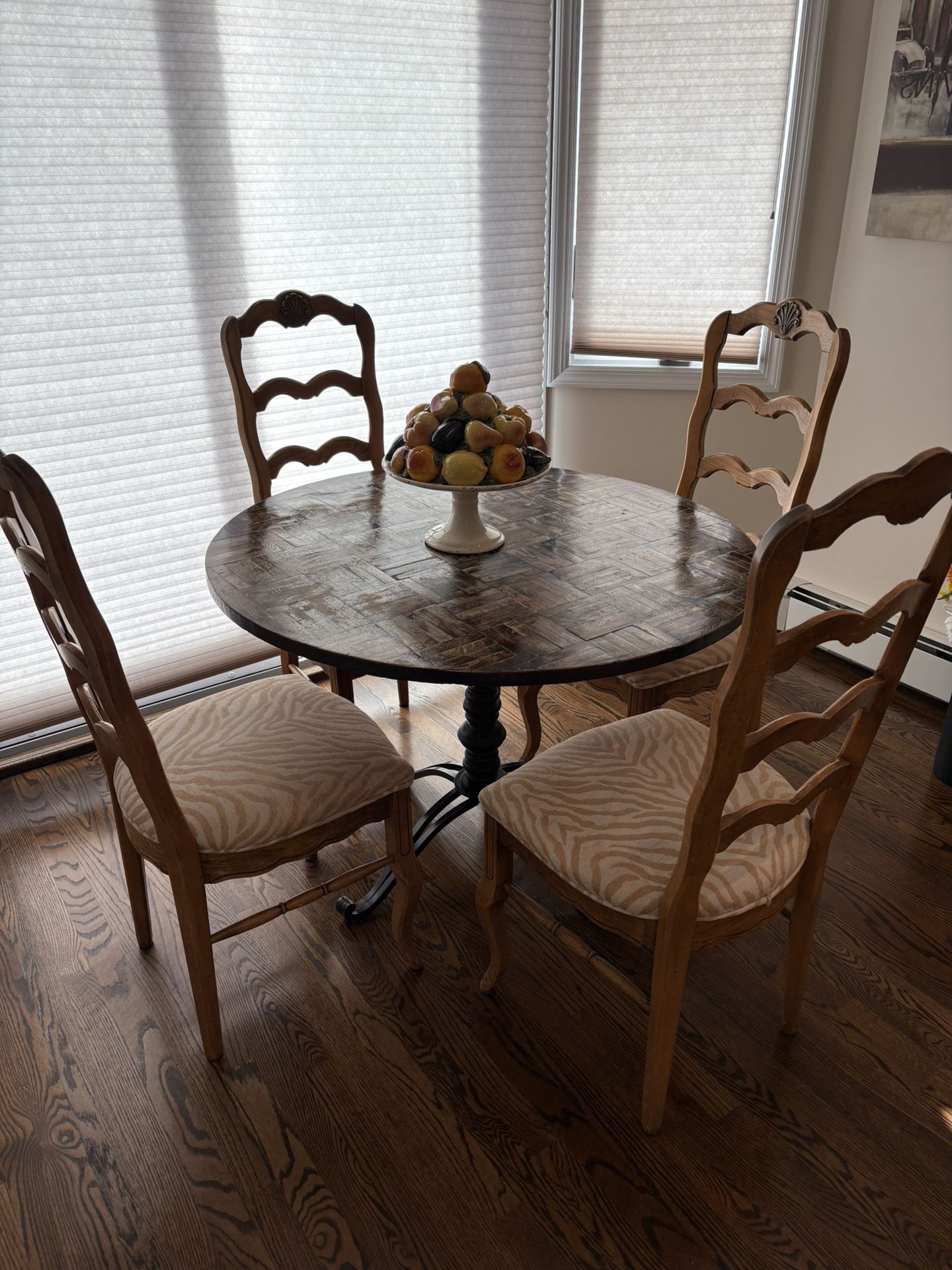 Kitchen Bistro Table And 4 Chairs