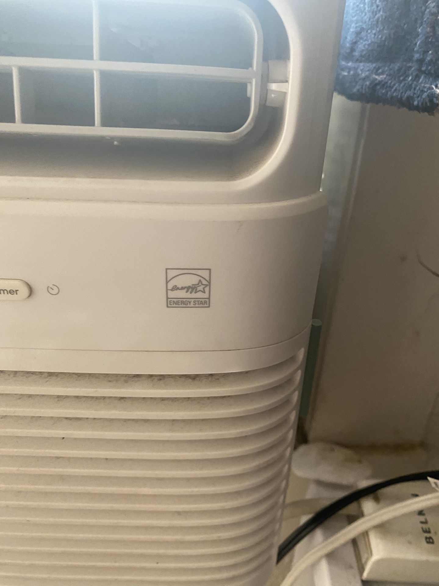 Frigidaire AC unit good shape