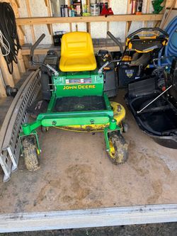 John Deere Riding Lawn Mower 18.5 HP