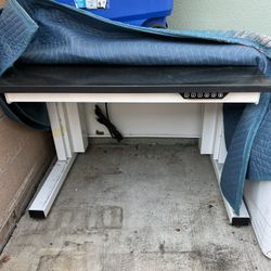 Adjustable Desk / Table