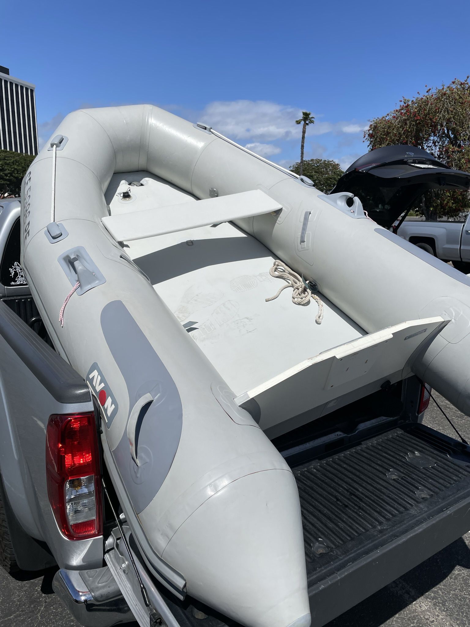 Avon Inflatable Dinghy With Mercury Motor