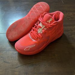 MELO Basketball Shoes